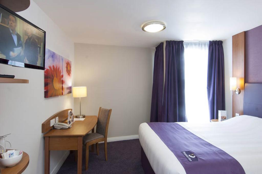 Premier Inn Newcastle Airport South Woolsington Номер фото