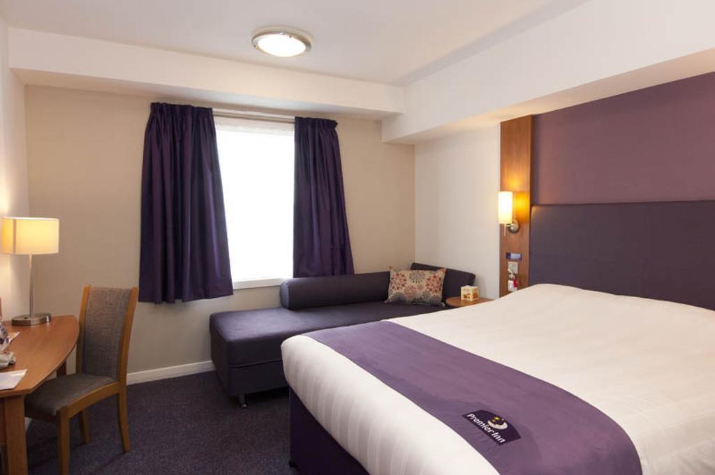 Premier Inn Newcastle Airport South Woolsington Екстер'єр фото