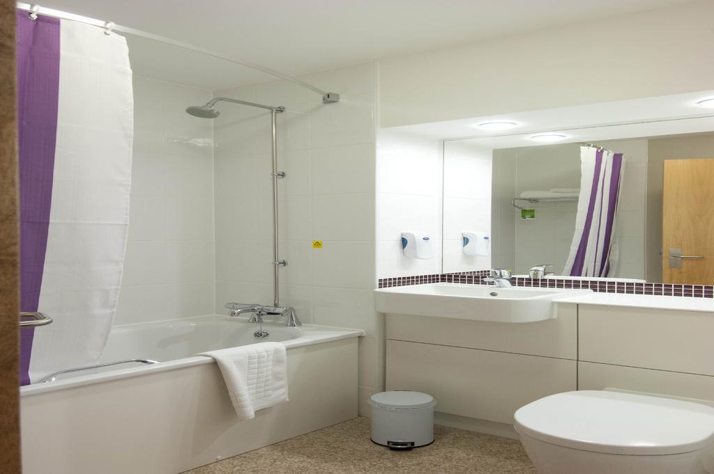 Premier Inn Newcastle Airport South Woolsington Екстер'єр фото